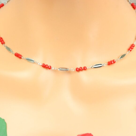 "Minimalist Necklace – Timeless, Elegant Jewelry for Her, MAR091126 - Picture 5 of 10